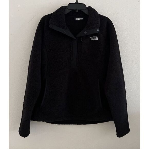 The North Face woman’s size medium pullover half zip fleece lightweight jacket - Picture 2 of 11